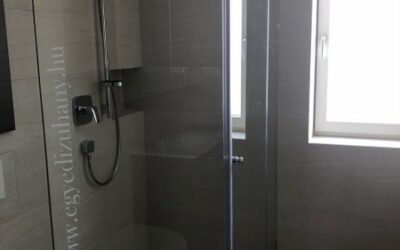 Sarok zuhanykabinok a fürdőben: hol van rájuk igazán szükség?