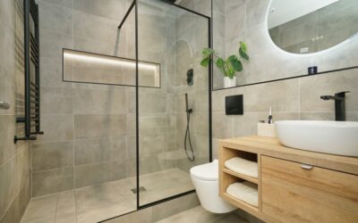 Egyedi sarok zuhanykabin gyártása – hogyan teheti fürdőszobáját praktikusabbá és esztétikusabbá?